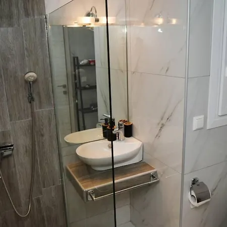 Sun Oneiro Daire *